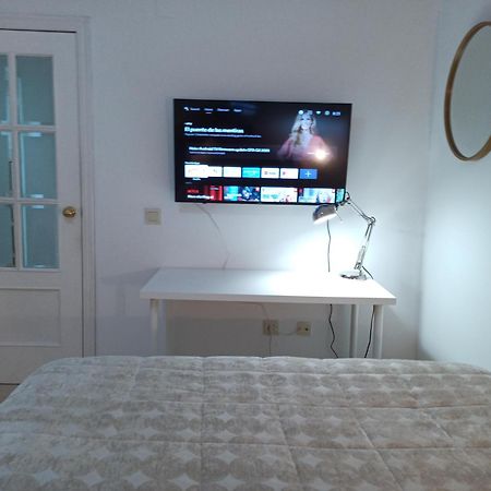 En Patio Sevillano Alameda-Isla Magica ภายนอก รูปภาพ