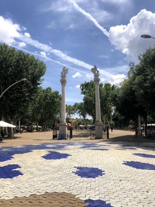 En Patio Sevillano Alameda-Isla Magica ภายนอก รูปภาพ